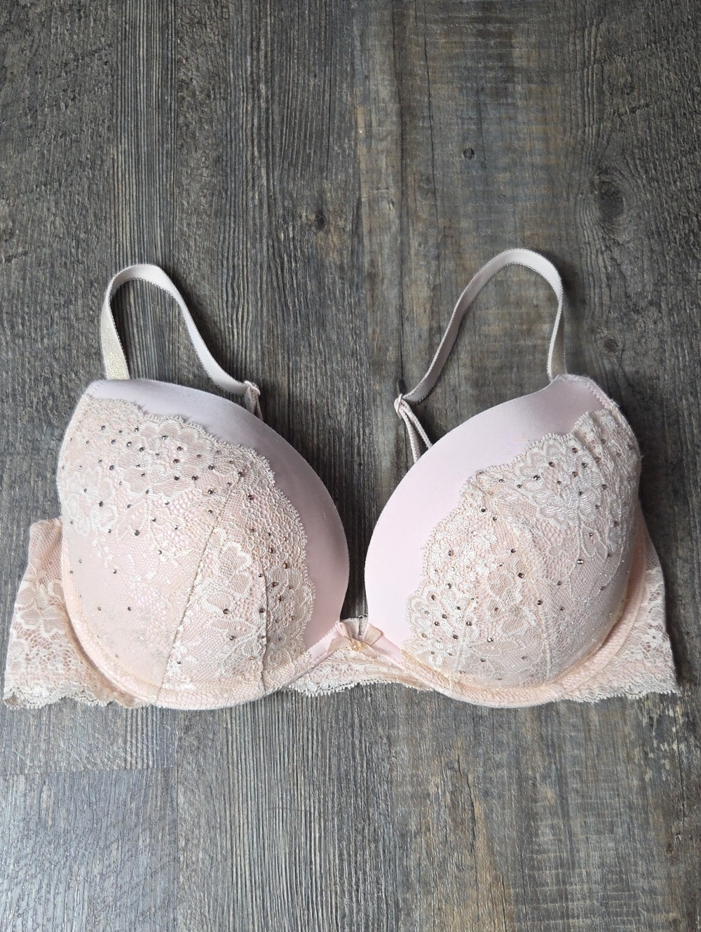 Victoria's Secret Pale Pink Lace Push-Up Bra
